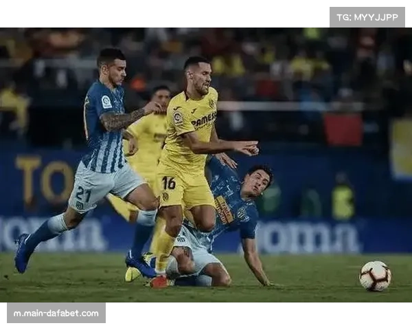 毕尔巴鄂竞技与皇家社会巴斯克德比 主队边路冲击战术未能突破客队防线